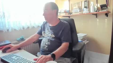 Snapshot of cammee chatting on September 23, 6:46 am Cammee online show from September 23, 6:46 am