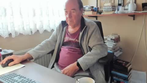 Snapshot of cammee chatting on January 30, 9:47 am Cammee online show from January 30, 9:47 am