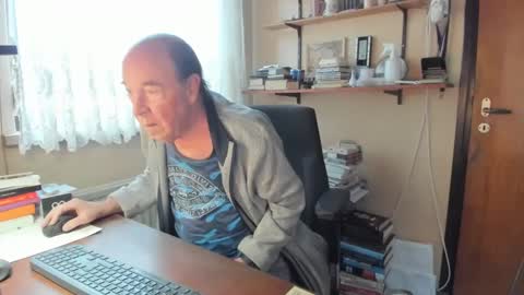 Snapshot of cammee chatting on February 6, 9:11 am Cammee online show from February 6, 9:11 am