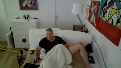 camunication online show from February 17, 9:24 am