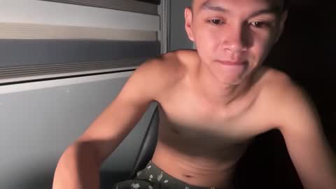 Snapshot of camwithethan chatting on September 23, 6:18 pm Ethan online show from September 23, 6:18 pm