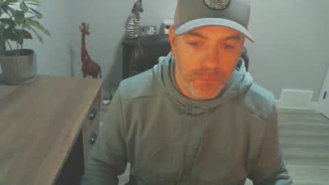 CanadianBacon6969 online show from January 11, 8:40 am