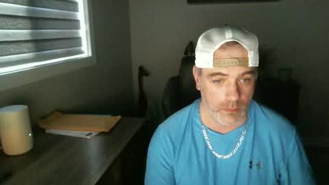 CanadianBacon6969 online show from May 1, 1:32 am