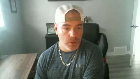CanadianBacon6969 online show from May 25, 6:03 pm