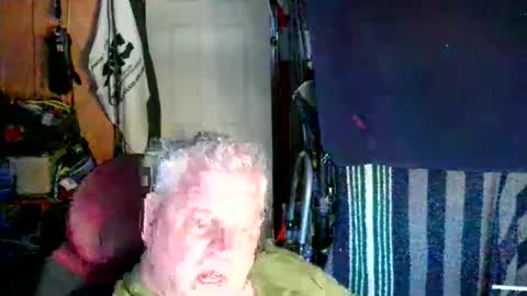 Snapshot of canoelicker69 chatting on October 26, 8:22 pm canoelicker69 online show from October 26, 8:22 pm