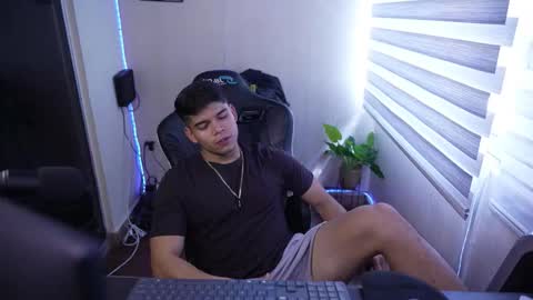 David Capizzi online show from February 15, 6:49 pm