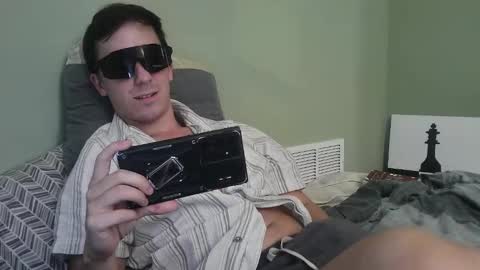 Snapshot of captain_chris8 chatting on October 24, 2:02 am captain_chris8 online show from October 24, 2:02 am