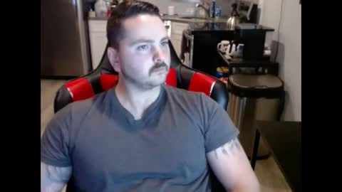 Snapshot of cardi_beans chatting on October 27, 3:14 pm cardi_beans online show from October 27, 3:14 pm