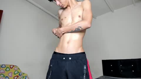 Snapshot of cardrey05 chatting on January 21, 11:24 pm Carlos and Cristian  online show from January 21, 11:24 pm