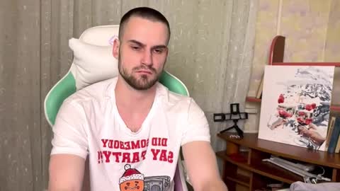 Cari online show from December 5, 8:05 pm