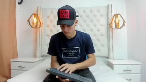 CARL online show from June 8, 2:18 pm
