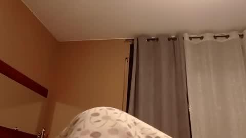 carlitito1 online show from February 2, 8:02 am