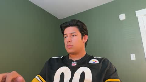 Snapshot of carlosjosecb1 chatting on September 22, 3:11 pm carlos online show from September 22, 3:11 pm