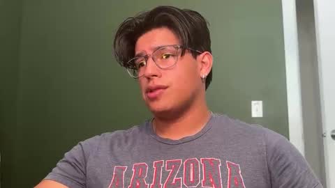 carlosjosecb2 online show from November 19, 6:41 pm