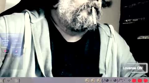 Snapshot of carmelo_devitto chatting on September 30, 7:02 am soy Batman online show from September 30, 7:02 am