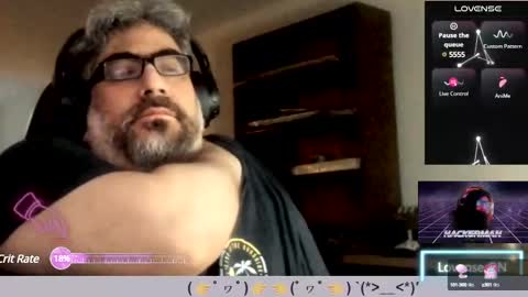 Snapshot of carmelo_devitto chatting on February 12, 8:16 am soy Batman online show from February 12, 8:16 am