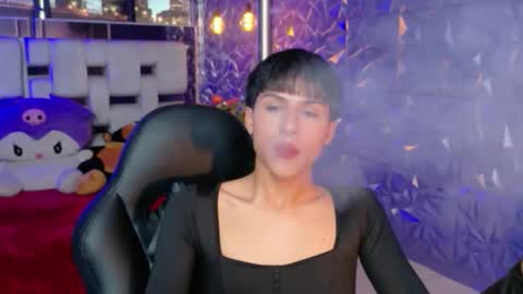 carolinejesh online show from February 28, 5:23 pm