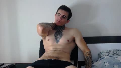 Snapshot of carter_reos chatting on October 25, 1:35 pm Carter online show from October 25, 1:35 pm