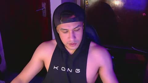      online show from December 15, 5:02 am