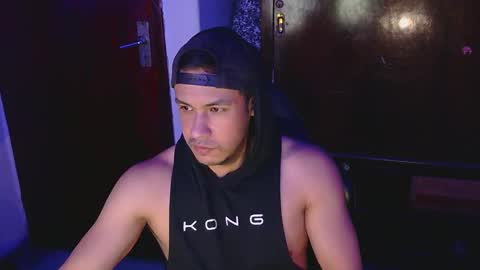      online show from March 6, 3:02 am