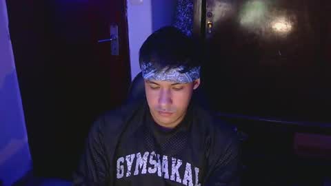      online show from March 8, 4:52 am