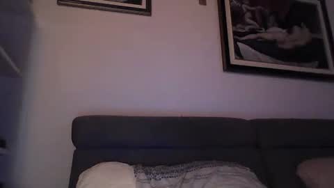 Snapshot of cashmaster33 chatting on October 24, 9:27 pm cashmaster33 online show from October 24, 9:27 pm