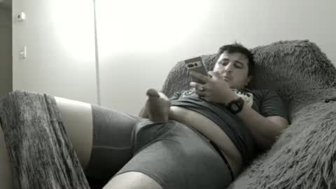 Snapshot of castortroyyyyy chatting on September 27, 2:31 am Castor troyyyyy online show from September 27, 2:31 am