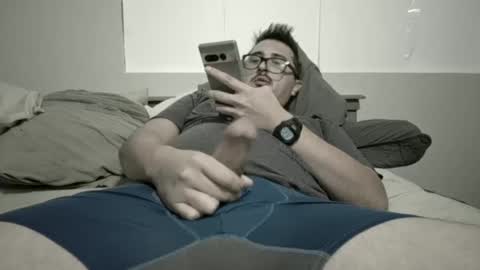 Snapshot of castortroyyyyy chatting on January 5, 6:35 am Castor troyyyyy online show from January 5, 6:35 am