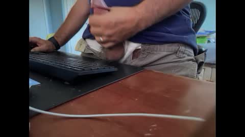 Snapshot of catmandoo21001 chatting on September 19, 9:14 pm catmandoo21001 online show from September 19, 9:14 pm