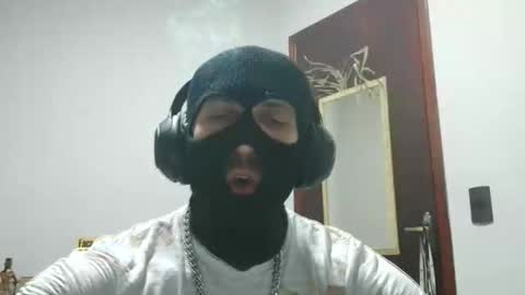 Carlos A online show from October 20, 3:21 am