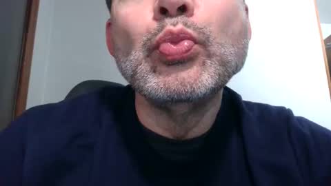 Snapshot of cazzoita74 chatting on December 8, 7:43 pm Mr. CumOnYourFace74 online show from December 8, 7:43 pm