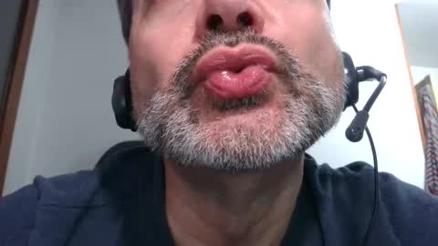 Snapshot of cazzoita74 chatting on December 15, 8:58 pm Mr. CumOnYourFace74 online show from December 15, 8:58 pm