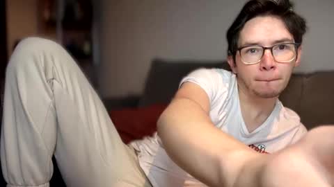 Snapshot of ceedm91 chatting on January 28, 10:12 am ceedm91 online show from January 28, 10:12 am