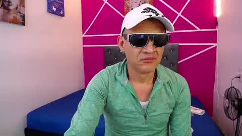Cesirry online show from July 14, 7:09 pm