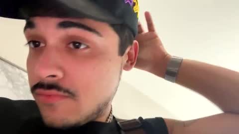 cezarthebreeder online show from March 4, 3:52 pm