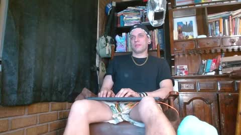 cguffey2284 online show from February 25, 2:14 am