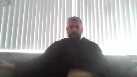 ch33ky85 online show from December 1, 11:24 am