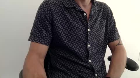 Snapshot of chagaschoo chatting on October 15, 6:48 pm Chags online show from October 15, 6:48 pm