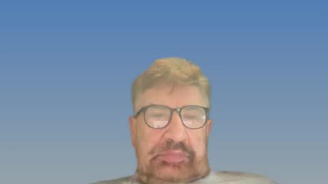 Snapshot of champsex305610 chatting on January 26, 3:17 am champsex305610 online show from January 26, 3:17 am