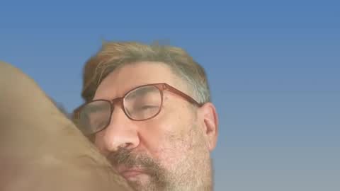 Snapshot of champsex305610 chatting on February 10, 4:41 am champsex305610 online show from February 10, 4:41 am