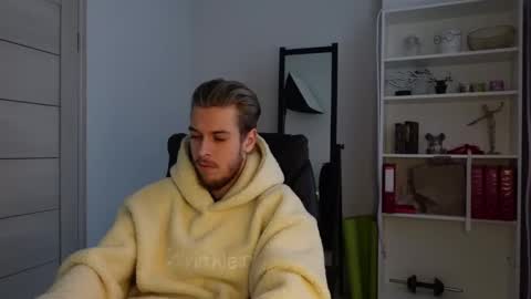 CHARLES SINS online show from February 15, 2:11 pm