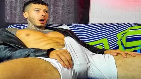 charless_dickenss online show from October 21, 11:46 am