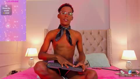    online show from December 15, 7:33 pm