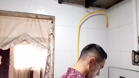 chechomlj05 online show from October 29, 5:38 pm