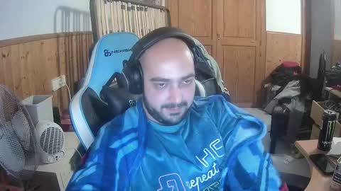 chicomallorca96 online show from February 17, 6:48 pm