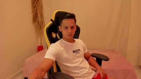 chicos_sexy online show from January 15, 1:58 pm