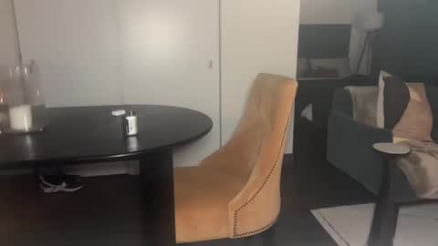 Snapshot of chiguy841 chatting on March 11, 2:21 am ChiGuy841 online show from March 11, 2:21 am