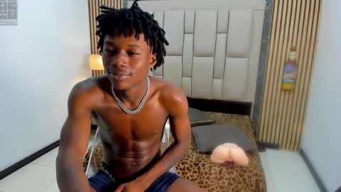 chimi88 online show from September 18, 11:45 am