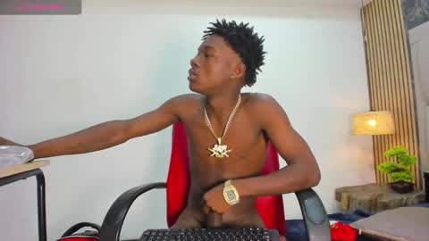 chimi88 online show from December 10, 11:32 am