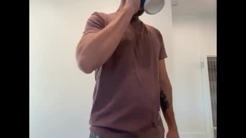 Snapshot of chiquitaroad chatting on September 25, 3:44 pm chiquitaroad online show from September 25, 3:44 pm